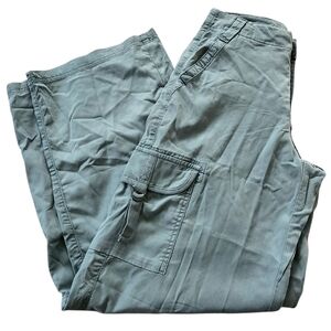 American Eagle Green Dreamy Drape High Rise Wide Leg Cargo Pants. Sz. 2 NWT